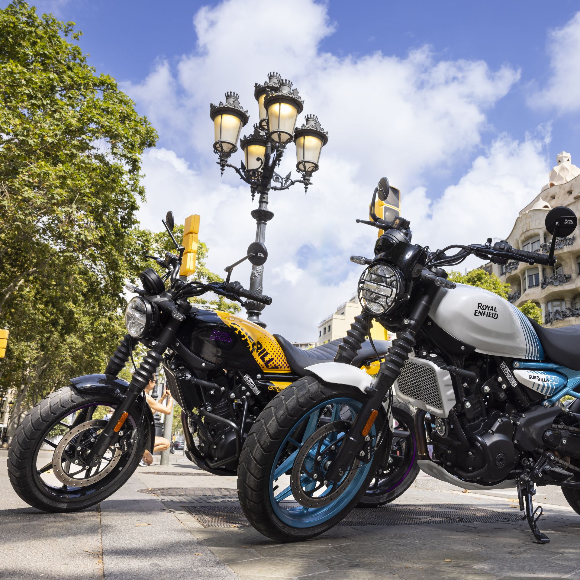 royal-enfield-guerrilla-450-feat-1.jpg